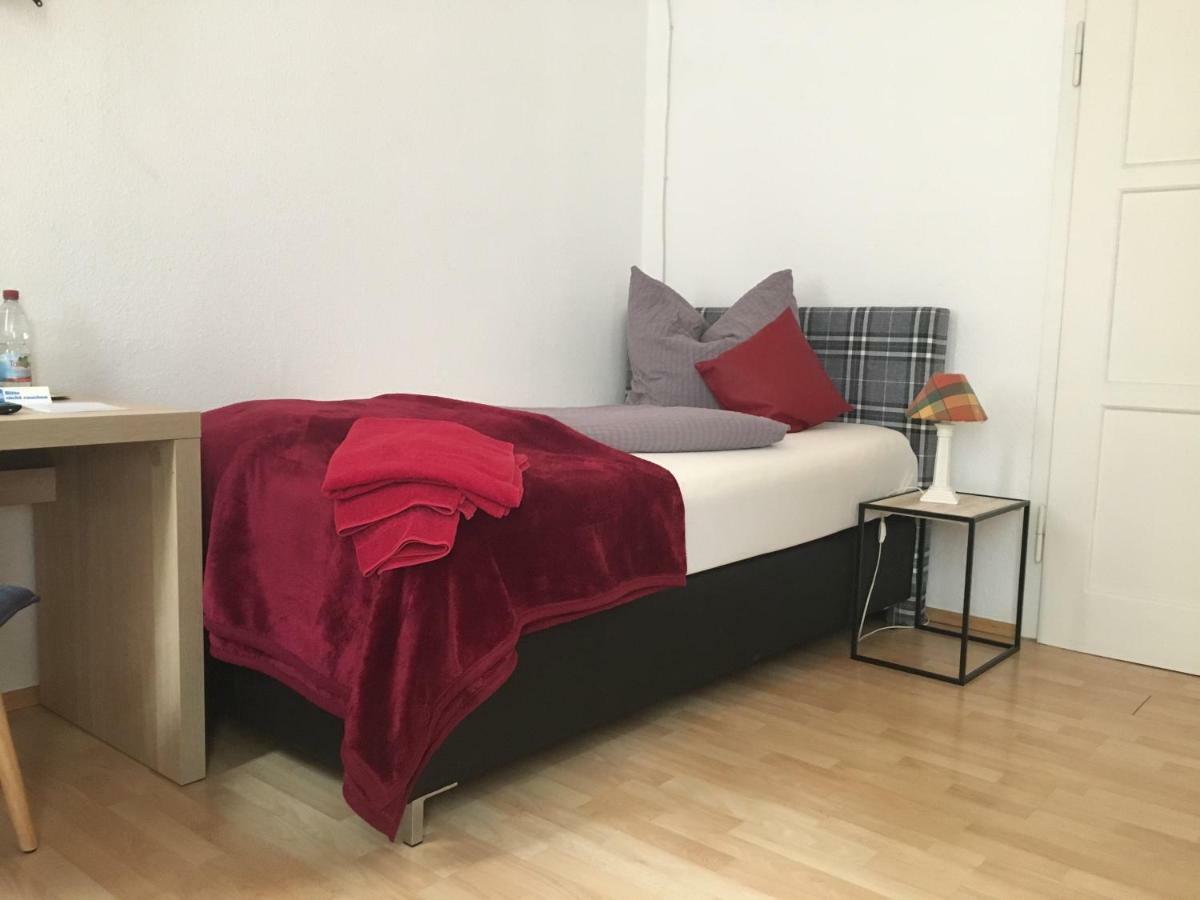 Hotel Lamm Stuttgart Waldenbuch Extérieur photo